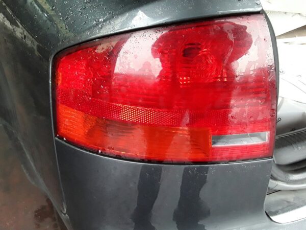 PILOTO TRASERO IZQUIERDO AUDI A4 BERLINA