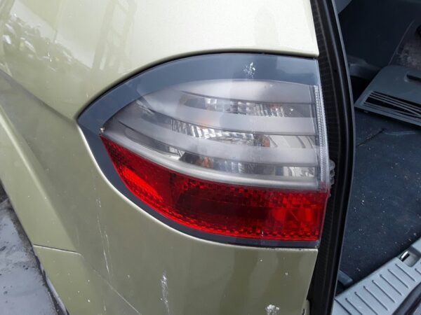 PILOTO TRASERO IZQUIERDO FORD S-MAX