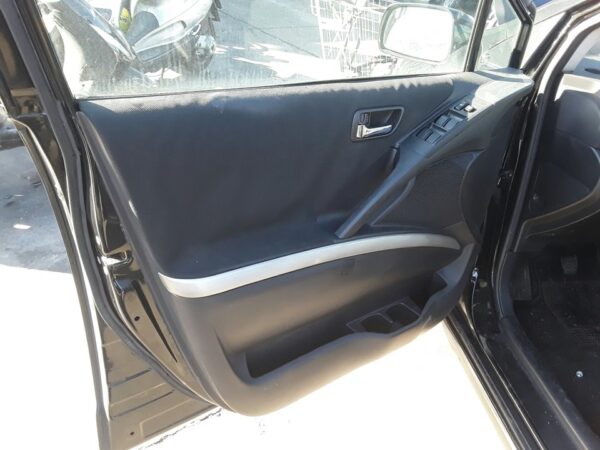 ELEVALUNAS DELANTERO IZQUIERDO TOYOTA COROLLA VERSO