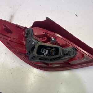 PILOTO TRASERO DERECHO PEUGEOT 207