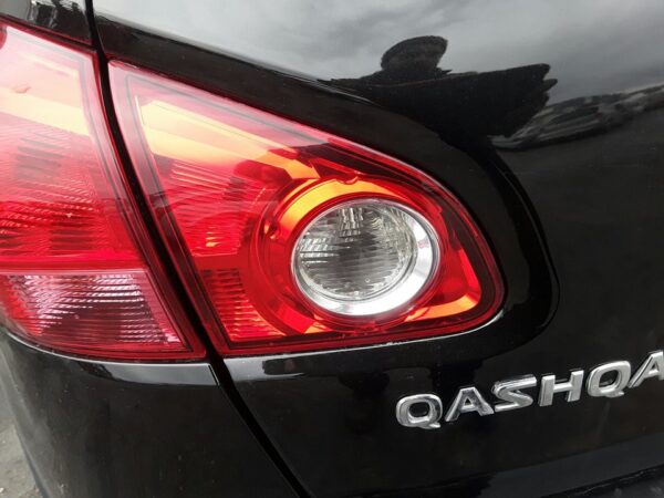 PILOTO TRASERO IZQUIERDO INTERIOR NISSAN QASHQAI
