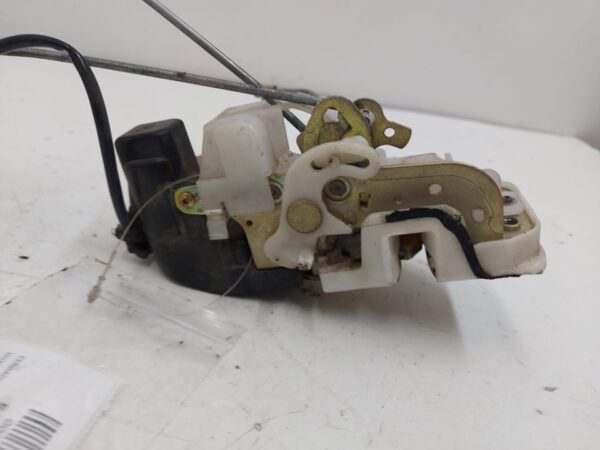 CERRADURA PUERTA TRASERA DERECHA  HONDA CR-V