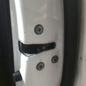 CERRADURA PUERTA DELANTERA DERECHA TOYOTA AURIS