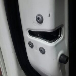 CERRADURA PUERTA DELANTERA IZQUIERDA  TOYOTA AURIS
