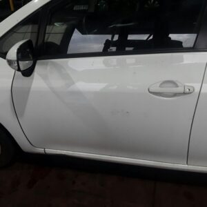 PUERTA DELANTERA IZQUIERDA TOYOTA AURIS