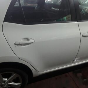 PUERTA TRASERA DERECHA TOYOTA AURIS