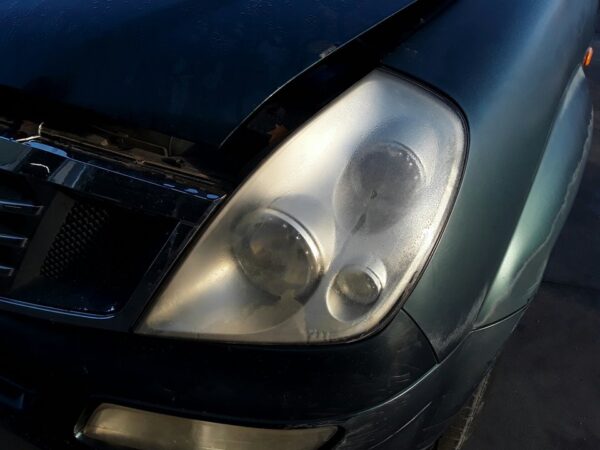 FARO IZQUIERDO SSANGYONG REXTON
