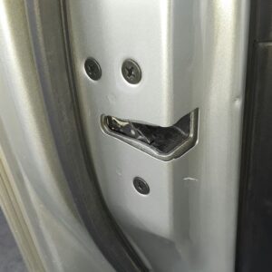 CERRADURA PUERTA DELANTERA IZQUIERDA  MAZDA 5 BERL.