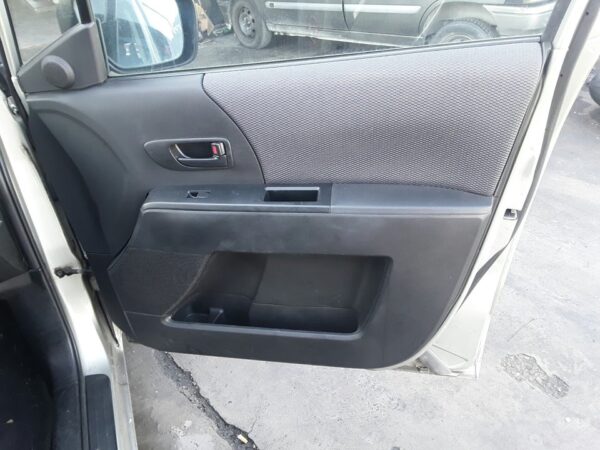 ELEVALUNAS DELANTERO DERECHO MAZDA 5 BERL.