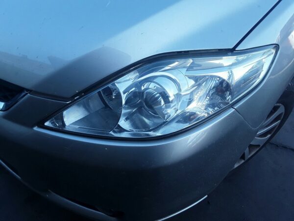 FARO IZQUIERDO MAZDA 5 BERL.
