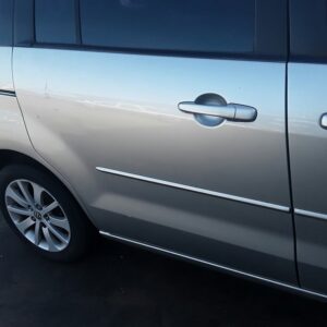 PUERTA TRASERA DERECHA MAZDA 5 BERL.