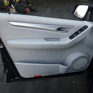 ELEVALUNAS DELANTERO IZQUIERDO MERCEDES CLASE B