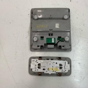 LUZ INTERIOR TOYOTA VERSO (AUR2/ZGR2)