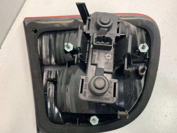 PILOTO TRASERO DERECHO INTERIOR SEAT LEON (1M1)