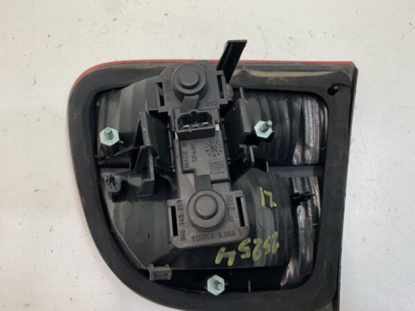 PILOTO TRASERO IZQUIERDO INTERIOR SEAT LEON (1M1)