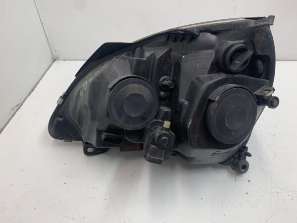 FARO DERECHO RENAULT CLIO II FASE II