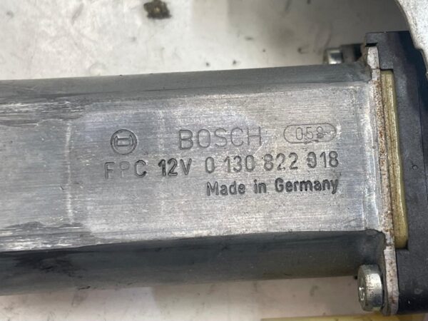 ELEVALUNAS DELANTERO IZQUIERDO TOYOTA YARIS