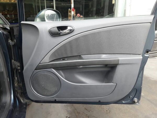 ELEVALUNAS DELANTERO DERECHO SEAT LEON
