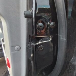 CERRADURA PUERTA DELANTERA DERECHA KIA SORENTO