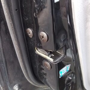 CERRADURA PUERTA TRASERA IZQUIERDA  KIA SORENTO