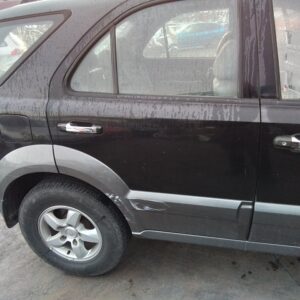 PUERTA TRASERA DERECHA KIA SORENTO