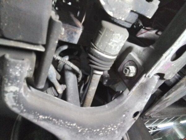 TRANSMISION DELANTERA DERECHA KIA SORENTO