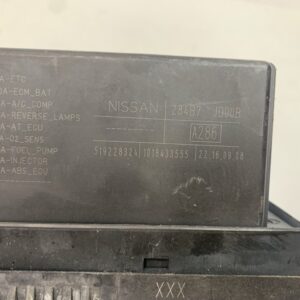 CAJA RELES / FUSIBLES NISSAN QASHQAI