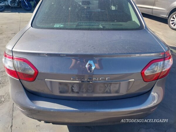 TAPA MALETERO RENAULT FLUENCE