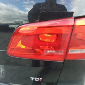 PILOTO TRASERO DERECHO INTERIOR VOLKSWAGEN TOURAN