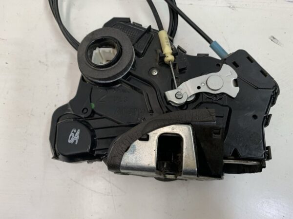 CERRADURA PUERTA TRASERA DERECHA  TOYOTA VERSO
