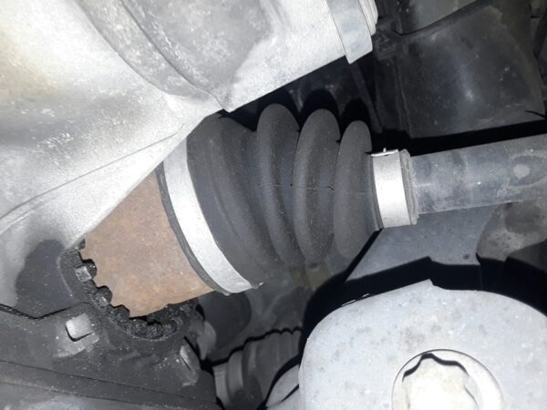 TRANSMISION DELANTERA IZQUIERDA OPEL CORSA D