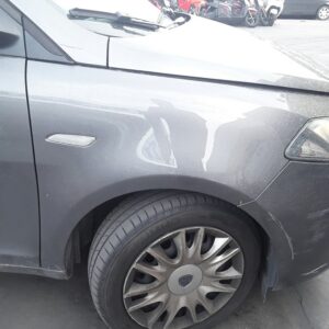 ALETA DELANTERA DERECHA LANCIA YPSILON (402)