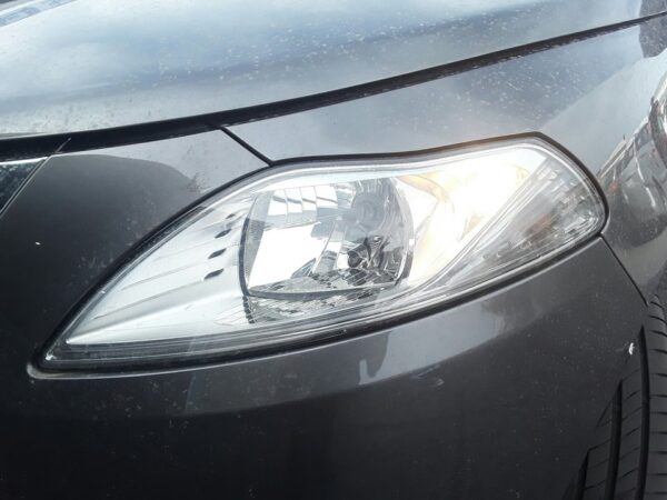 FARO DERECHO LANCIA YPSILON (402)