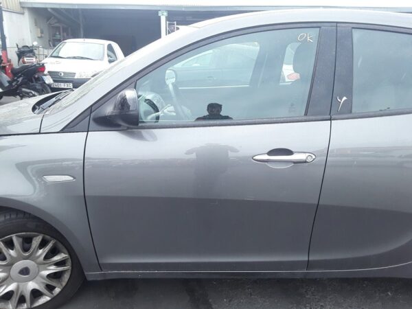 PUERTA DELANTERA IZQUIERDA LANCIA YPSILON (402)