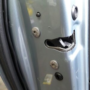CERRADURA PUERTA TRASERA IZQUIERDA  PEUGEOT 5008