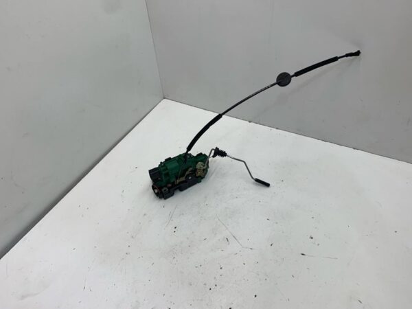 CERRADURA PUERTA DELANTERA DERECHA VOLKSWAGEN PASSAT BERLINA