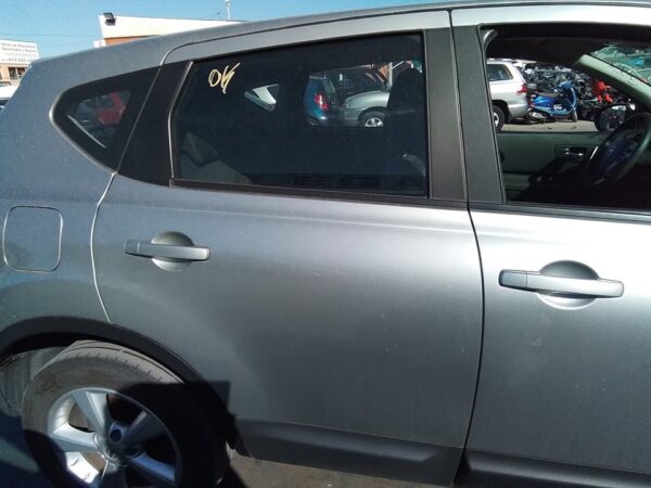 PUERTA TRASERA DERECHA NISSAN QASHQAI