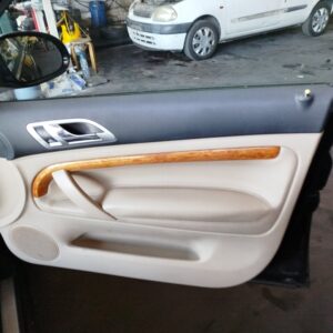ELEVALUNAS DELANTERO DERECHO SKODA SUPERB (3U4)