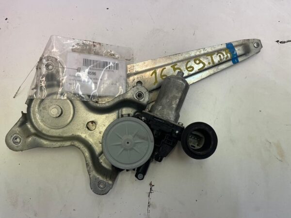 ELEVALUNAS TRASERO DERECHO LEXUS IS (DS2/IS2)