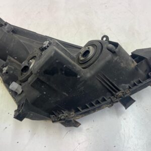 FARO IZQUIERDO TOYOTA COROLLA VERSO (R1)