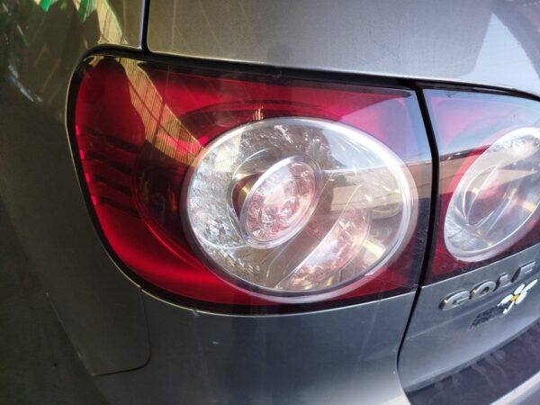 PILOTO TRASERO IZQUIERDO VOLKSWAGEN GOLF PLUS V (5M1)