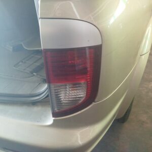 PILOTO TRASERO DERECHO SSANGYONG KYRON