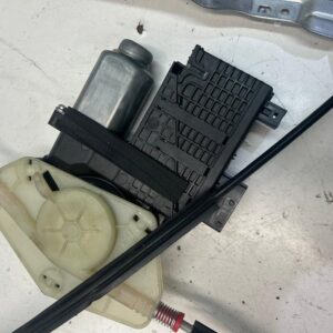 ELEVALUNAS DELANTERO IZQUIERDO CITROEN C4 PICASSO