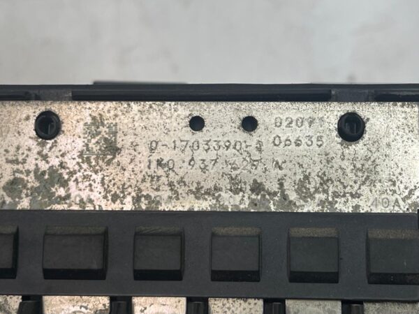 CAJA RELES / FUSIBLES VOLKSWAGEN GOLF VI (5K1)(10.2008)