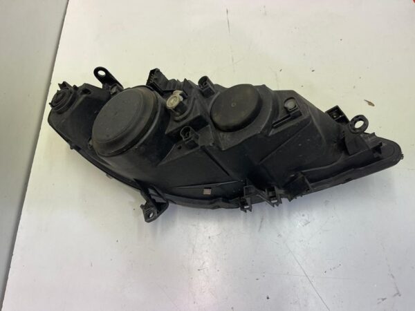 FARO IZQUIERDO PEUGEOT 307 (S1)(04.2001)