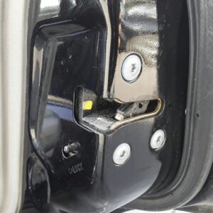 CERRADURA PUERTA TRASERA DERECHA NISSAN X-TRAIL (T30)