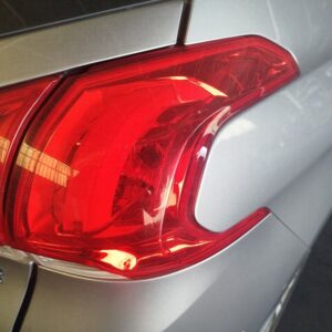 PILOTO TRASERO DERECHO PEUGEOT 2008