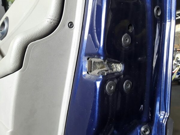 CERRADURA PUERTA DELANTERA DERECHA RENAULT MEGANE II BERLINA 5P