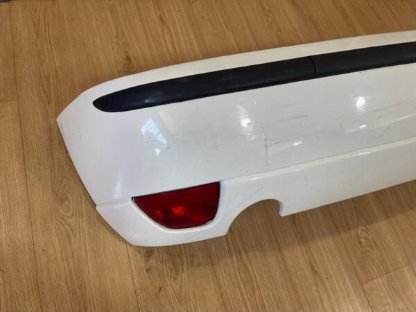 PARAGOLPES TRASERO FORD FOCUS BERLINA (CAK)