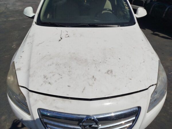 CAPO OPEL INSIGNIA BERLINA